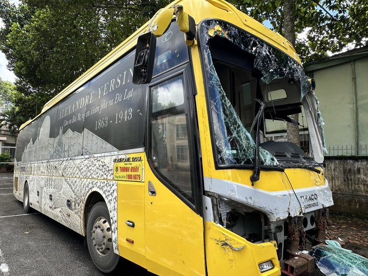 HCM City bus company probed following deadly accident - 1 HCM City bus company probed following deadly accident - 1