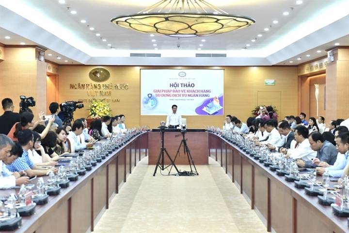 Central bank works on protecting banking service users - 1