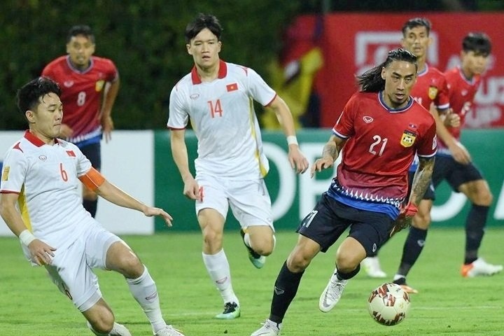 Vietnam beat Laos 2-0 in AFF Suzuki Cup opener - 1