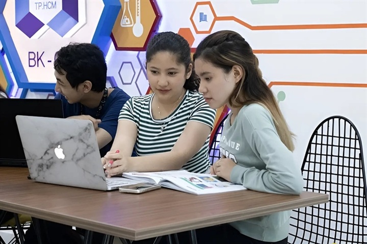 Vietnam currently has about 22,000 international students, highest number in nine years - 1 Vietnam currently has about 22,000 international students, highest number in nine years - 1
