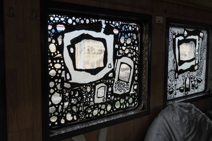 Tourist train services launched in Hanoi - 6