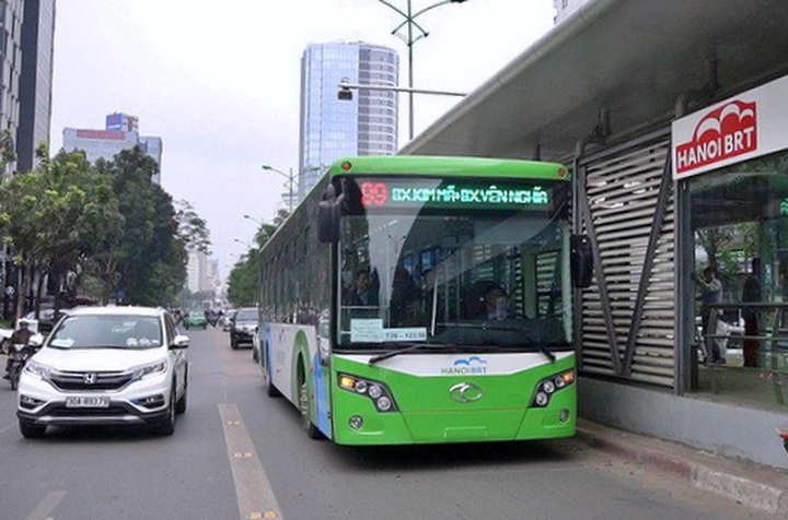 Hanoi bus rapid transit route reports loss after four years - 1