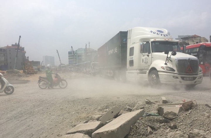 Polluting facilities need to be removed from central Hanoi - 1