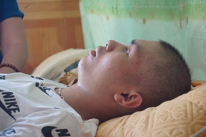 Lymphoma patient gets help from Dantri readers - 2