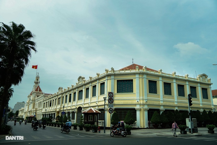 HCMC People's Committee Headquarters recognised as National Art Architectural Site - 4