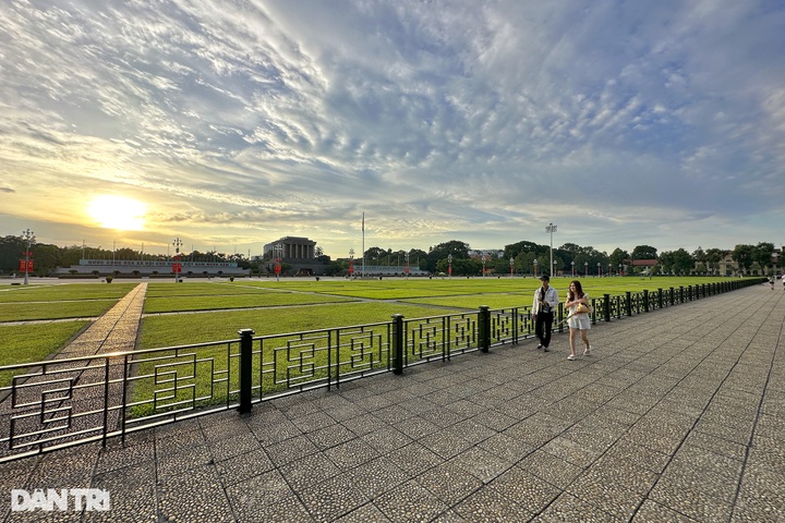 Hanoi decorated for National Day celebrations - 4 Hanoi decorated for National Day celebrations - 4
