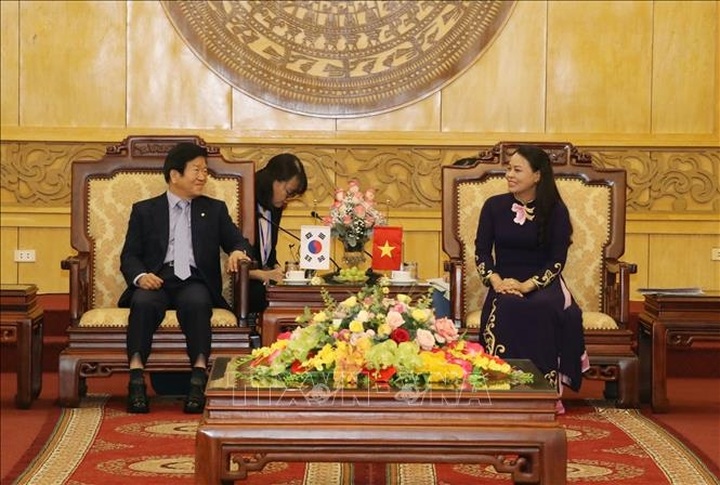 Korean National Assembly Speaker visits Ninh Binh Province - 1