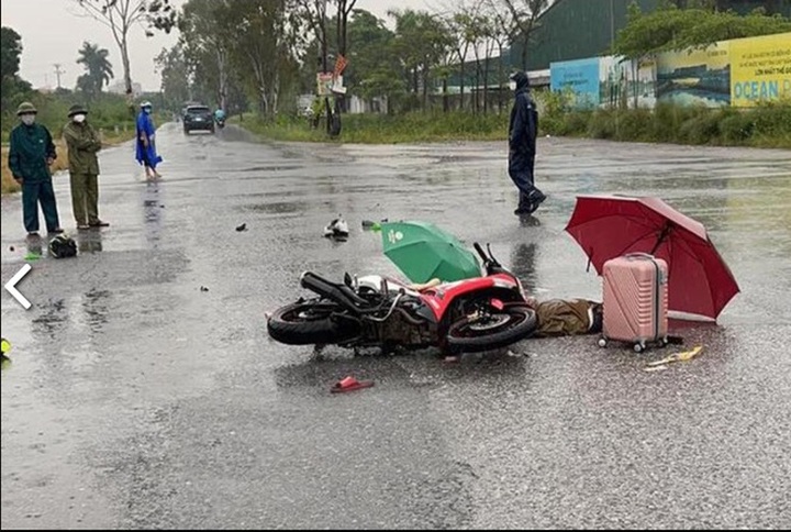 Two people killed in lightning strike in Hanoi rain - 1 Two people killed in lightning strike in Hanoi rain - 1