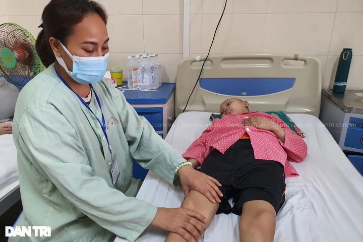 Mother calls for support to help save son from cancer - 1