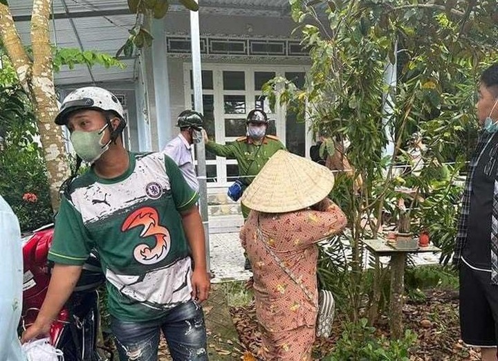Man arrested for killing three family members in Ca Mau - 2 Man arrested for killing three family members in Ca Mau - 2