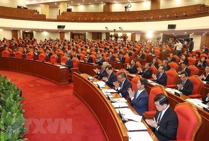 First working day of 13th Party Central Committee’s mid-term meeting - 1