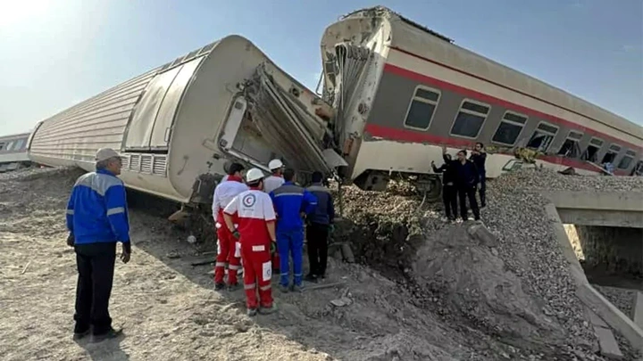 At least 17 killed in train derailment in central Iran - 1