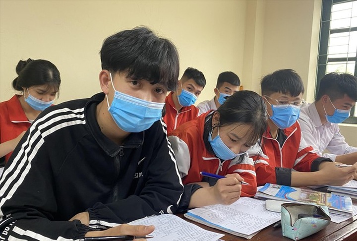 Schools reopen in Hai Duong and Hai Phong - 1