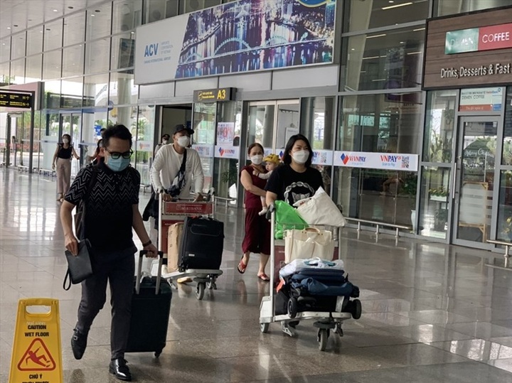 Danang aims to attract 3.5 million tourists this year - 1