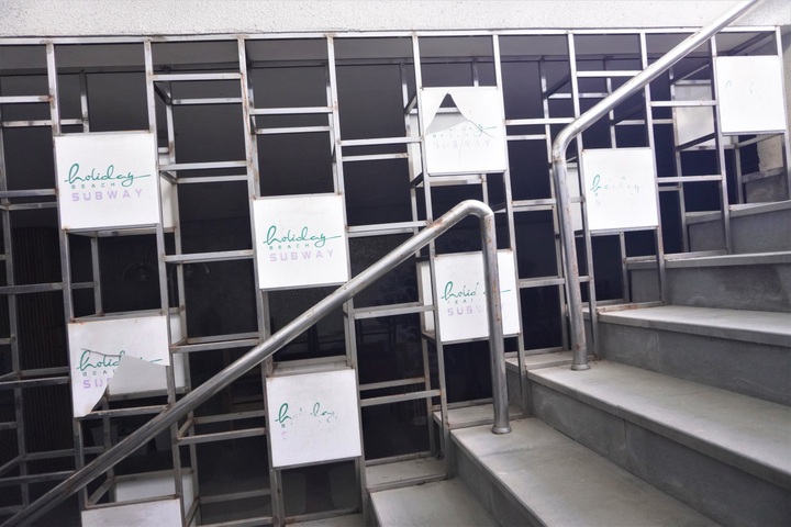 Danang coastal pedestrian tunnel abandoned - 5