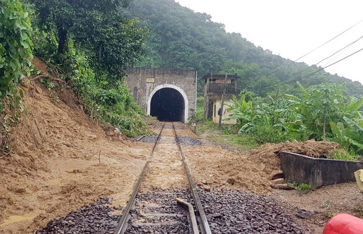 VND1.9 trillion proposed for upgrading railway tunnels - 1 VND1.9 trillion proposed for upgrading railway tunnels - 1