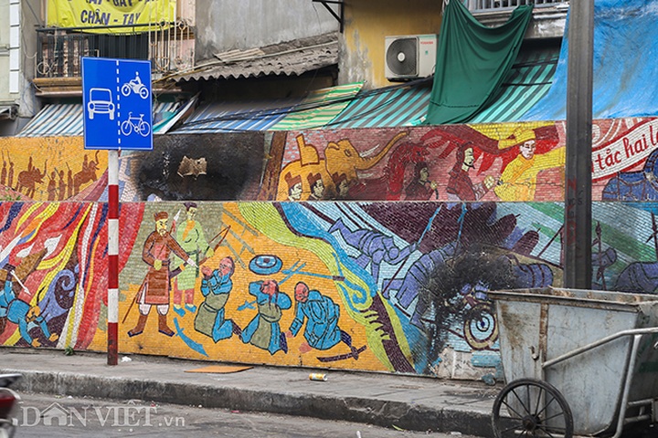 Hanoi Mural continues deteriorating - 9 Hanoi Mural continues deteriorating - 9