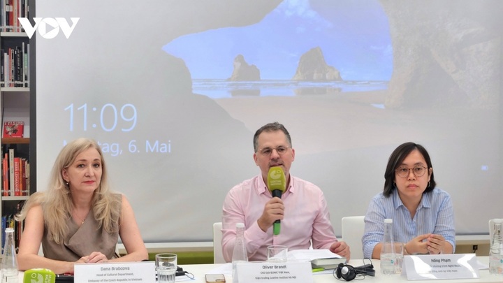 European Literature Days 2024 in Vietnam focuses on gender diversity - 1