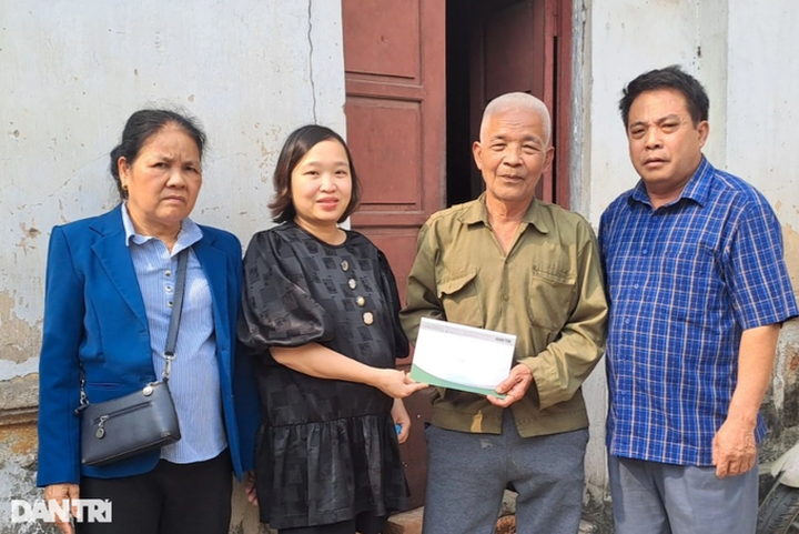 Ministry gives gifts to disadvantaged people - 1