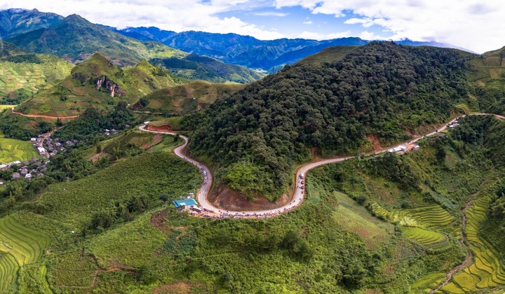 Australian newspaper suggests top tips for driving Ha Giang Loop in Vietnam - 1