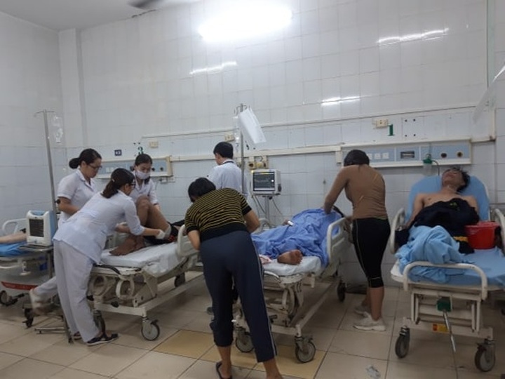 At least two die in building fire in Thanh Hoa - 2