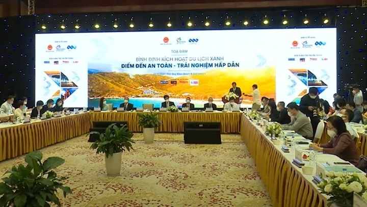 Binh Dinh launches green tourism to establish a safe and interesting destination - 1