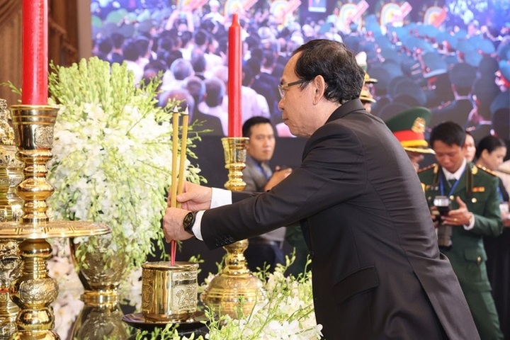 State funeral of party leader Nguyen Phu Trong begins in Hanoi - 31