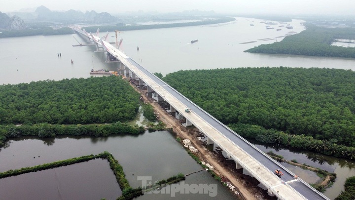 Haiphong-Quang Ninh bridge to open in May - 1 Haiphong-Quang Ninh bridge to open in May - 1