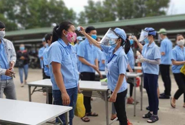 Firms take pre-emptive measures to ensure staff after Tet - 1 Firms take pre-emptive measures to ensure staff after Tet - 1