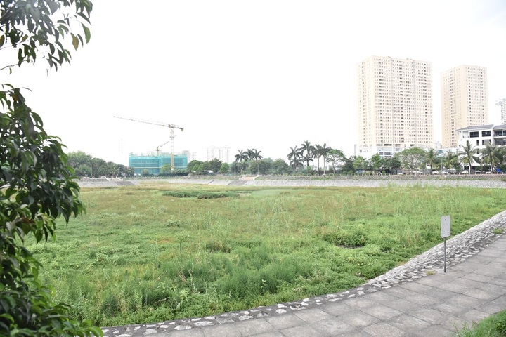 Hanoi lakes dry up - 2
