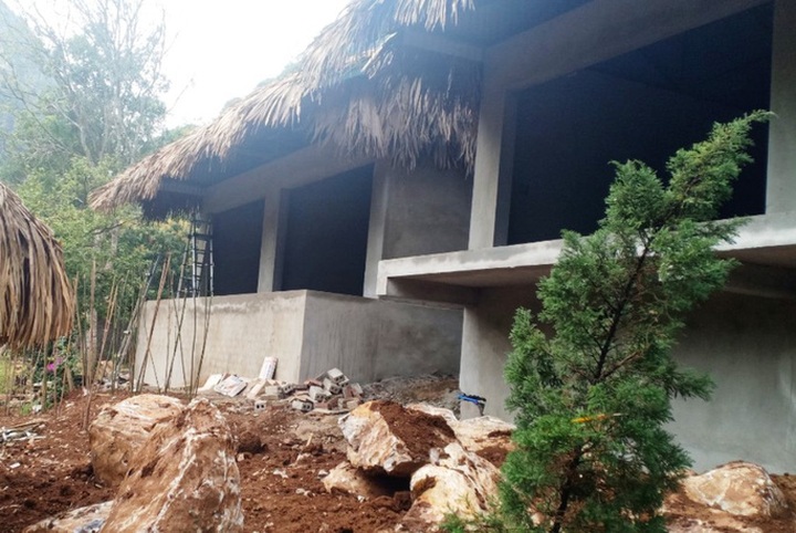 Illegal construction rampant at national landscape site - 4 Illegal construction rampant at national landscape site - 4