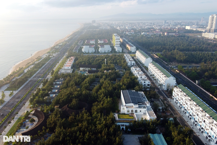 Public parks built along Phu Yen beaches - 5