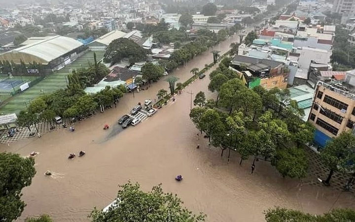 Vung Tau City faces large-scale inundation - 1