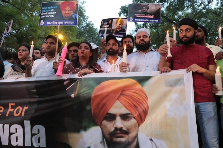 Thousands mourn murdered Indian rapper - 1