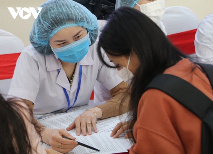 More people register for first made-in-Vietnam Covid-19 vaccine trial - 1
