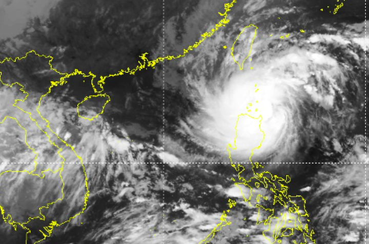 Storm Nesat forecasted to hit central Vietnam - 1 Storm Nesat forecasted to hit central Vietnam - 1