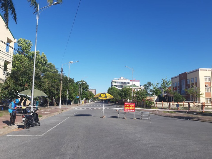 Social distancing imposed in Nghe An localities following Covid-19 outbreak - 1 Social distancing imposed in Nghe An localities following Covid-19 outbreak - 1