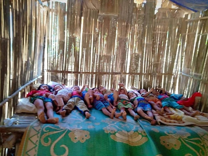 Teacher honoured for great efforts in remote areas - 2