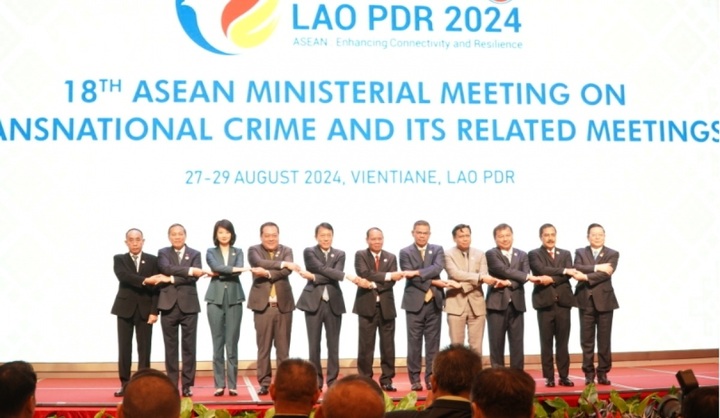 Vietnam puts forth proposals on combating transnational crimes in ASEAN - 1