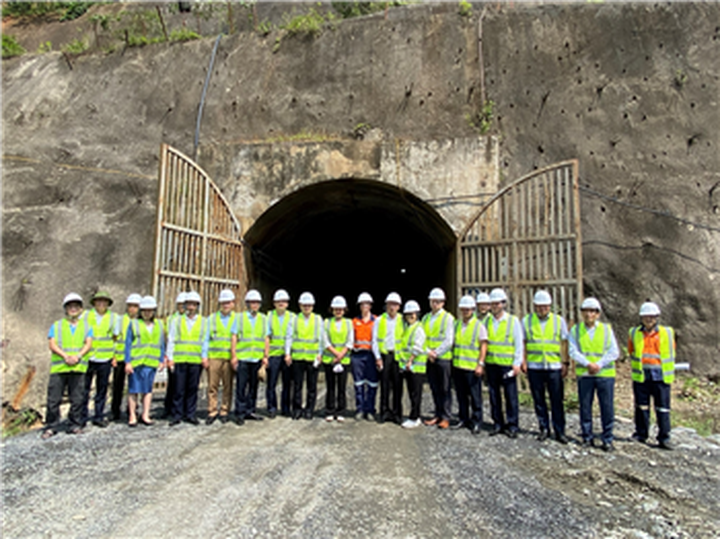 Australian Ambassador visits Blackstone Minerals nickel mine in Son La - 1