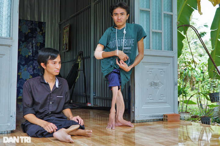 Poor mother calls for help to save sickening adult sons - 1