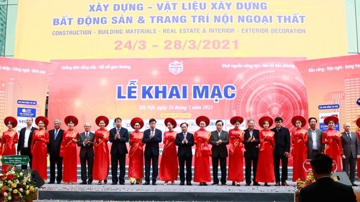 VIETBUILD International Exhibition Hanoi 2021 attracts over 1,000 booths - 1 VIETBUILD International Exhibition Hanoi 2021 attracts over 1,000 booths - 1