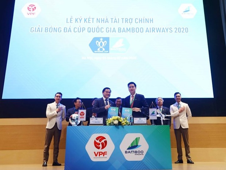 Bamboo Airways becomes sponsor of national football cup - 1