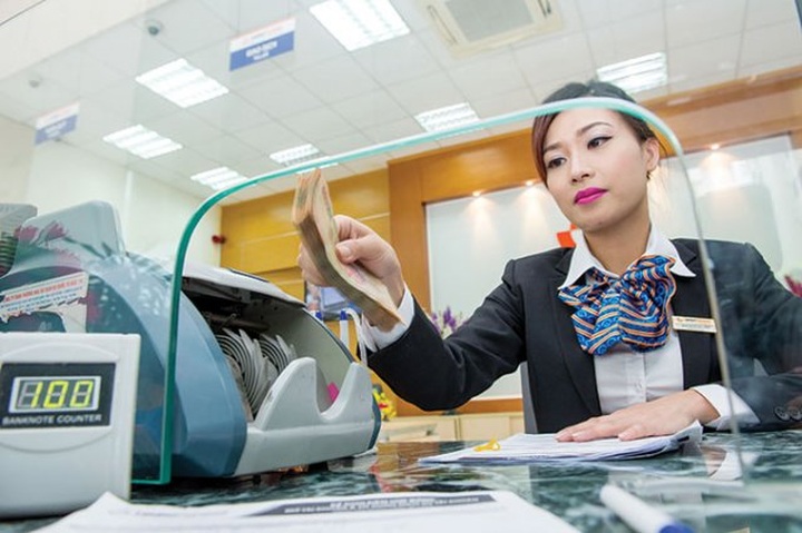 Commercial banks looking to list - 1 Commercial banks looking to list - 1