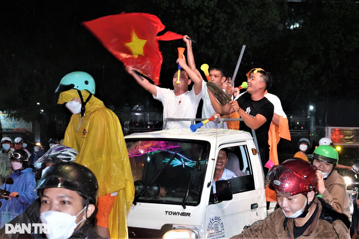 Celebrations as Vietnam wins SEA Games football gold - 19