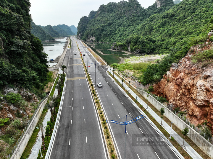 Coastal road expected to boost Quang Ninh tourism - 3 Coastal road expected to boost Quang Ninh tourism - 3