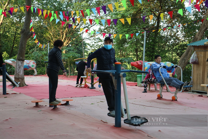 Hanoi dumping site turned into public park - 3