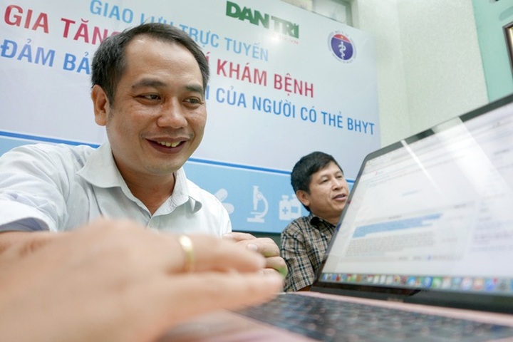 Front-line doctor nominated as Hanoi outstanding citizen - 1