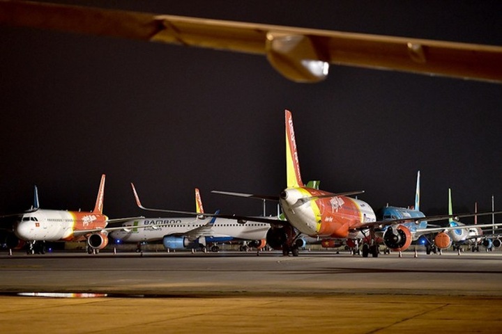 Airlines increase night flights to meet summer demand - 1