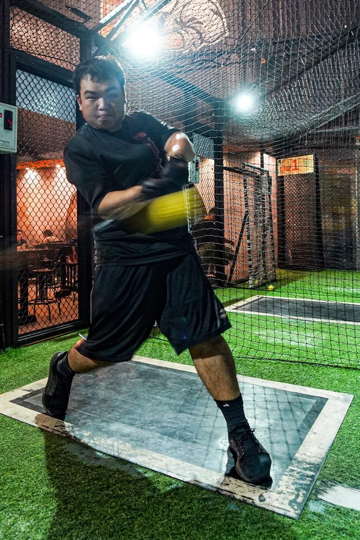 Coffee shop provides space for baseball players in HCM City - 6 Coffee shop provides space for baseball players in HCM City - 6